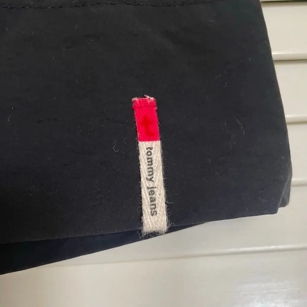 Vintage Y2K Tommy Jeans Black Utility Cargo Skirt 13 L Streetwear Off Duty Model